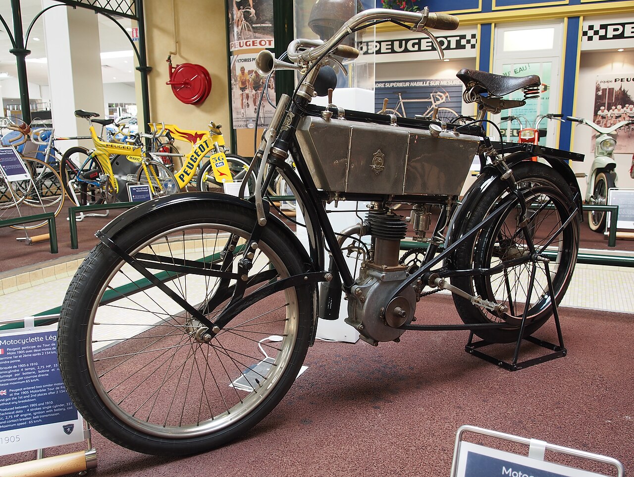 Peugeotova Légère Motocyclette iz leta 1905 v muzeju