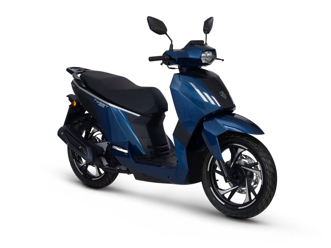Peugeot Tweet 125 — Pacific Blue